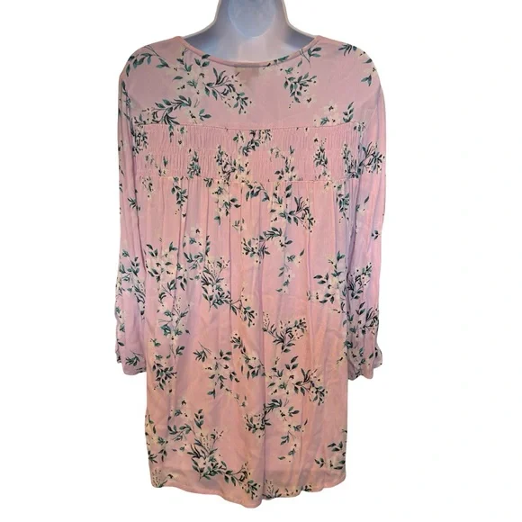 Floral Pink Button-Up Women's Top - Picture 4 of 9